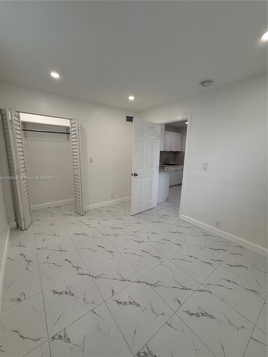 SUNNY HAVEN - Residential Lease