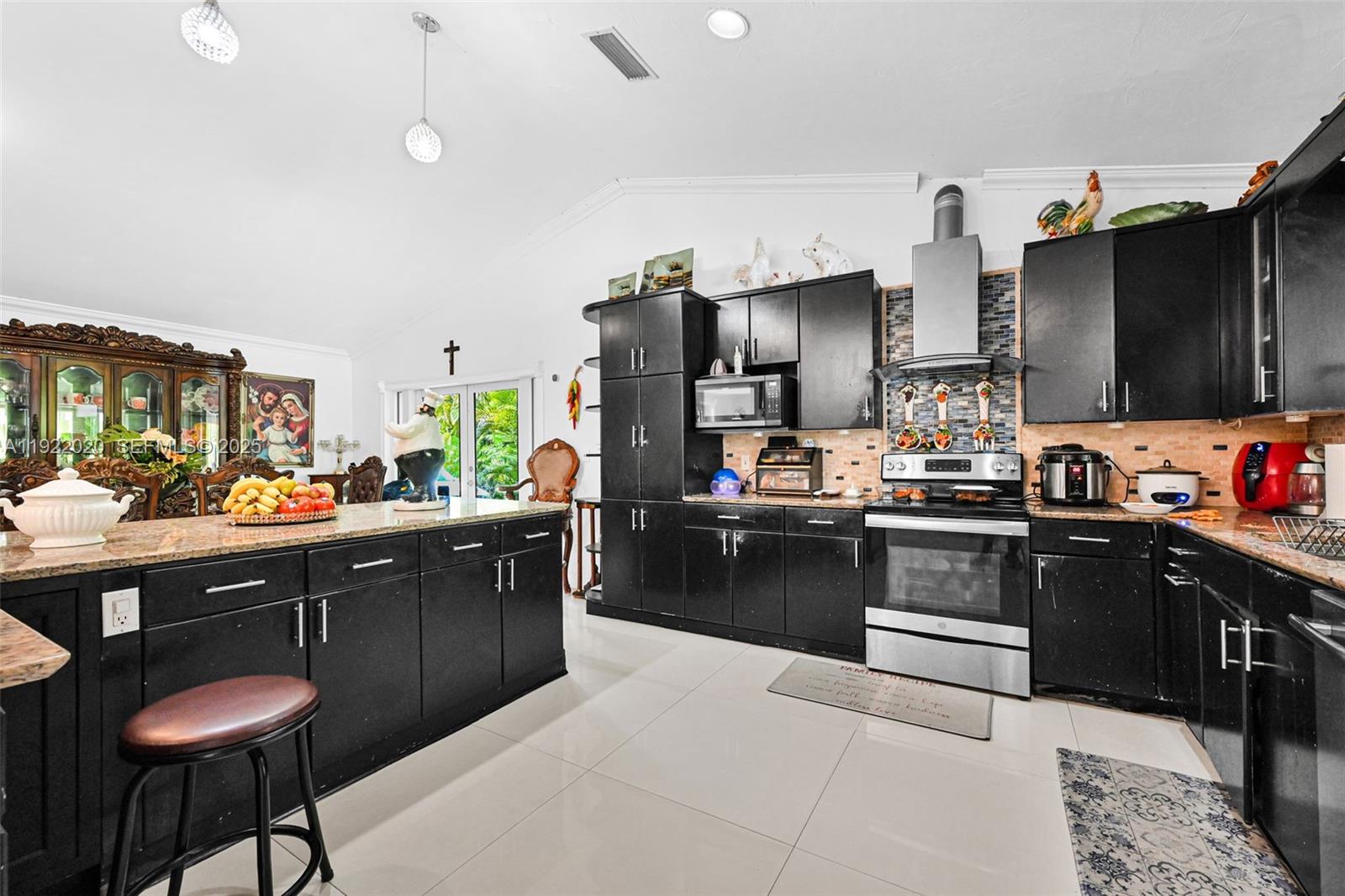 THE REDLANDS - Residential