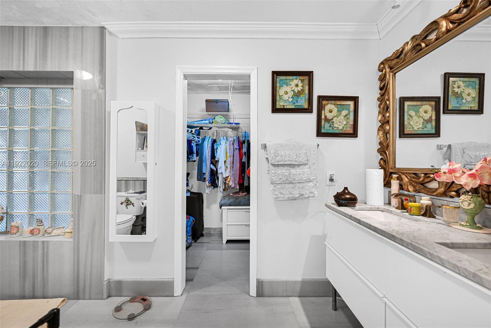 THE REDLANDS - Residential