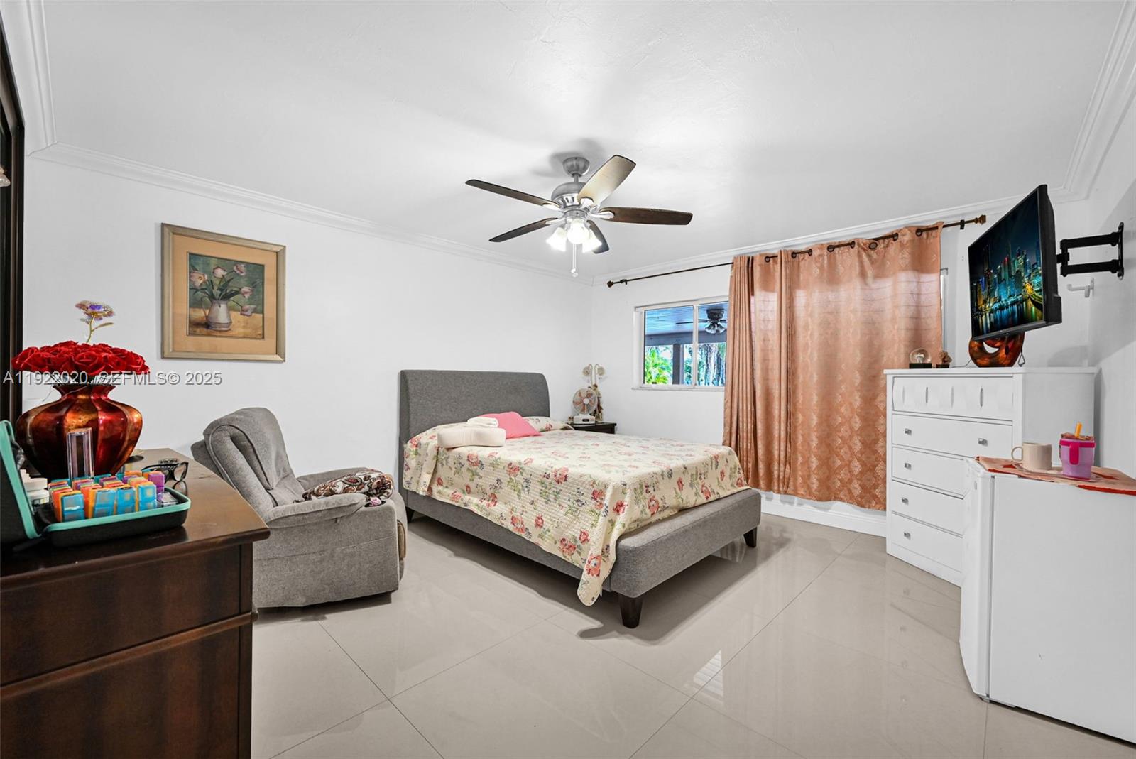 THE REDLANDS - Residential