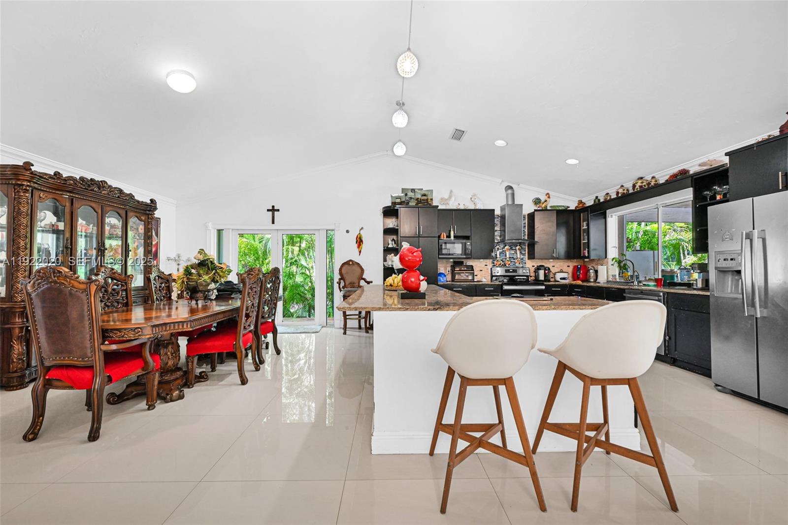 THE REDLANDS - Residential