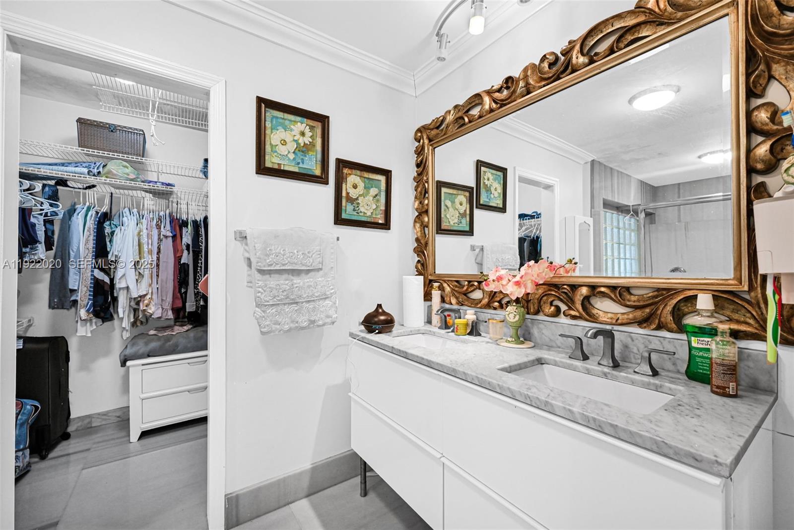 THE REDLANDS - Residential