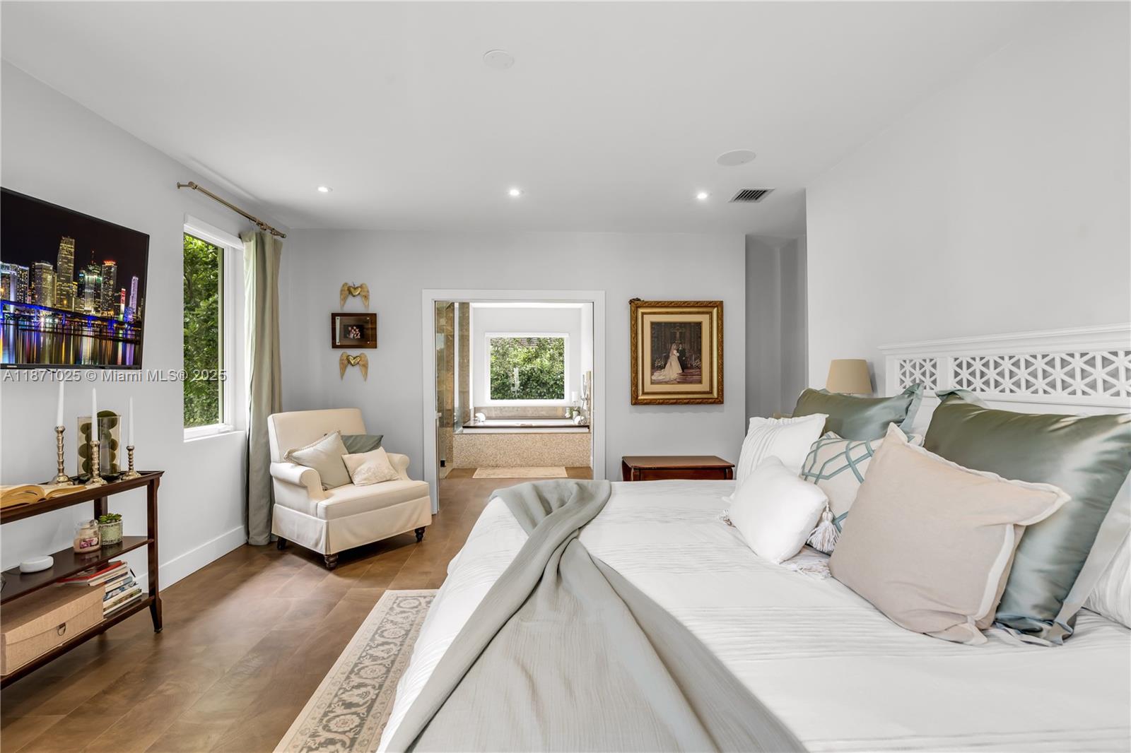 HAWLEY HEIGHTS 1ST ADDN - Residential