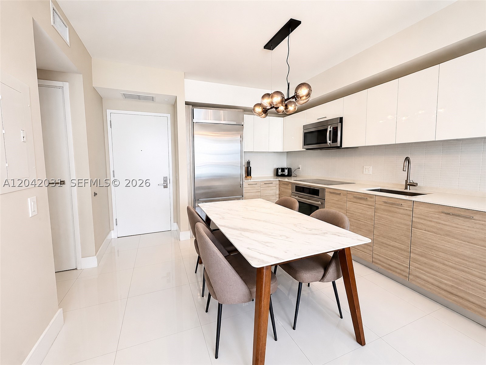 1300 Brickell Bay Dr 2307