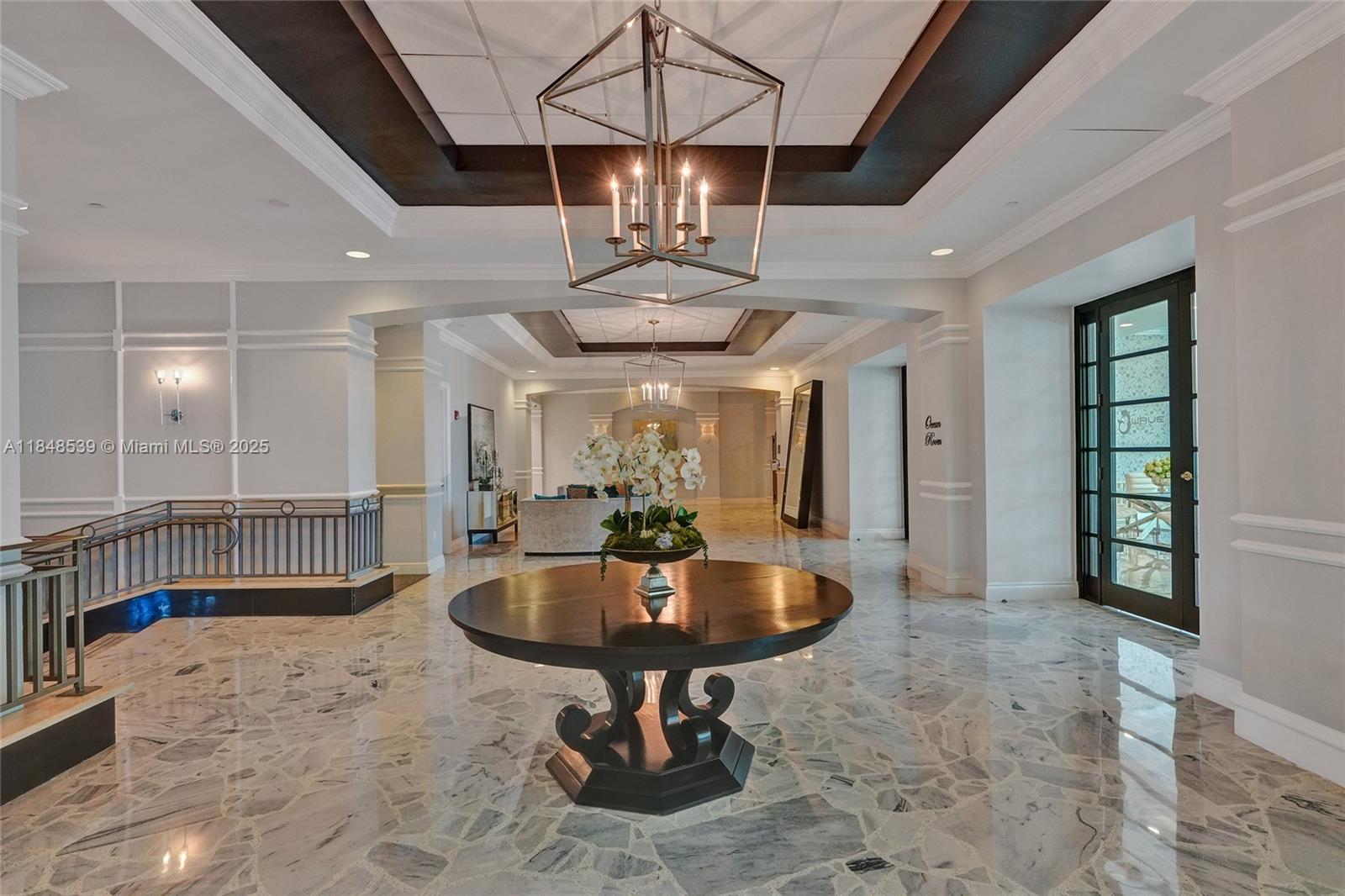 WAVE CONDO - Residential