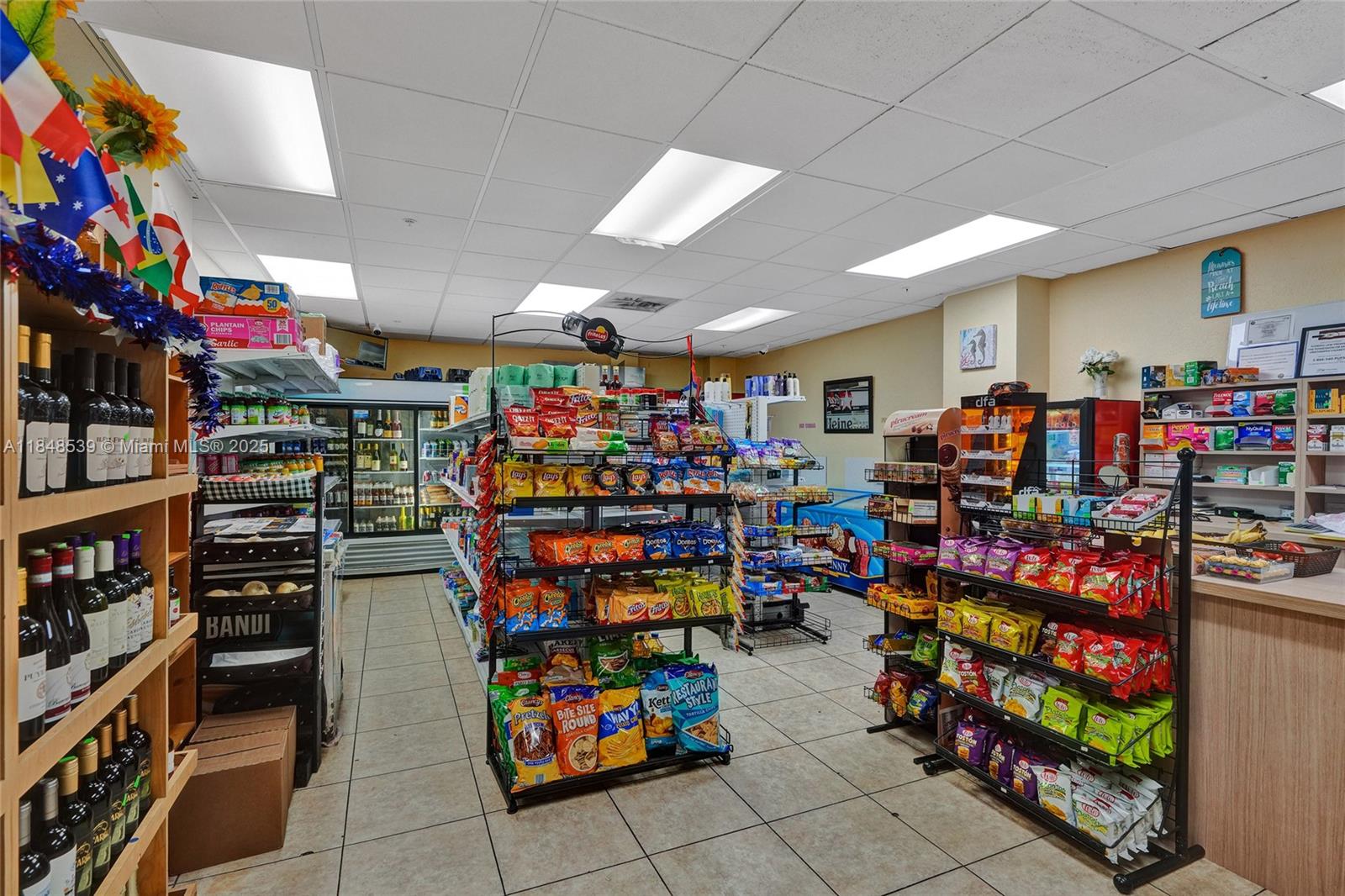 WAVE CONDO - Residential