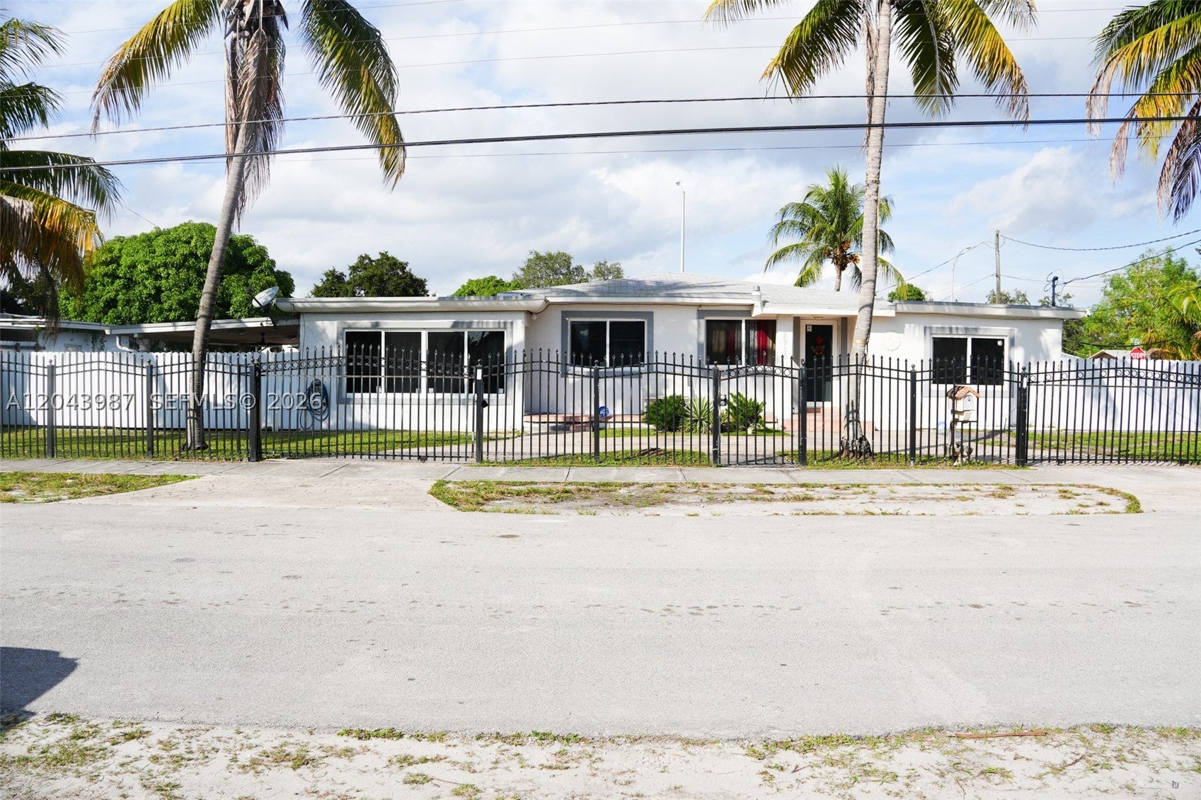 2955 NW 102nd St - Image 1