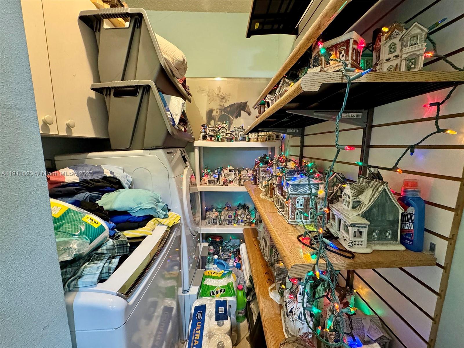 ANTIGUA AT OASIS - Residential