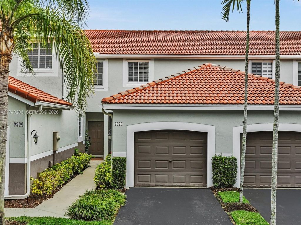 Photo of 3932 San Simeon Ln #3932, Weston, FL 33331 (MLS # A11943286)