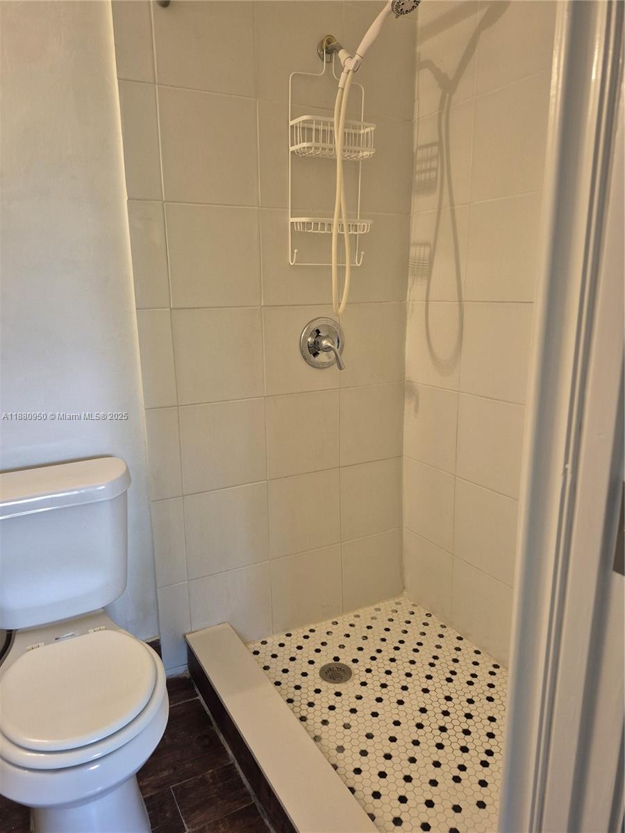 JACARANDA HEIGHTS - Residential Lease