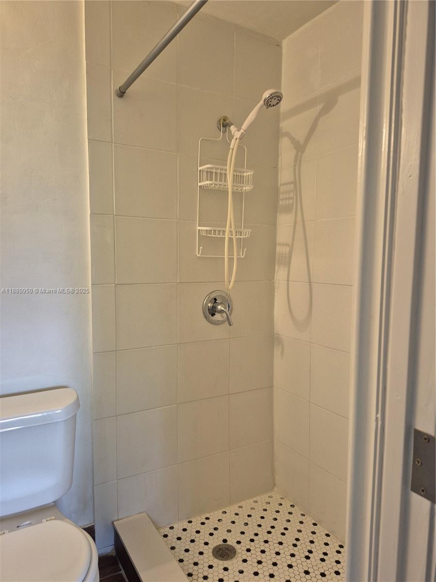 JACARANDA HEIGHTS - Residential Lease