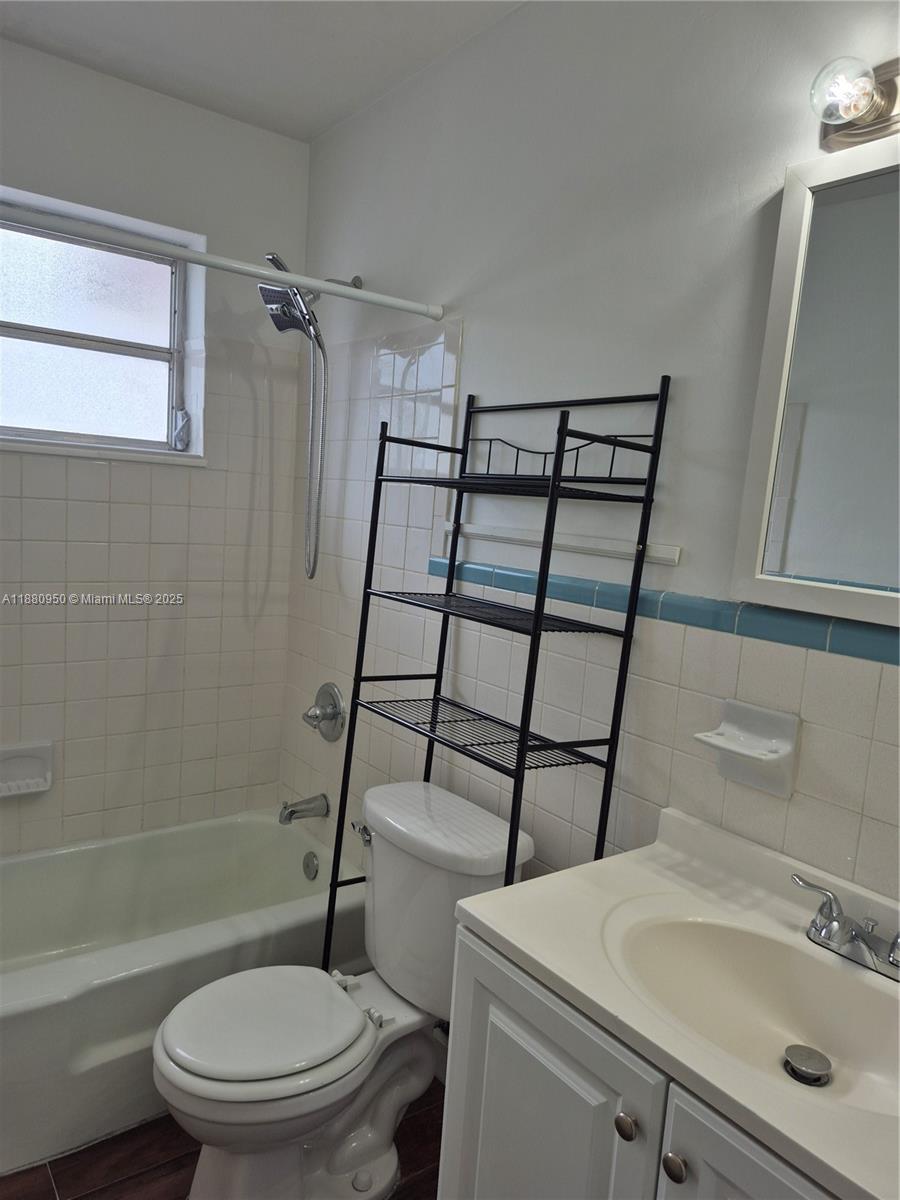 JACARANDA HEIGHTS - Residential Lease