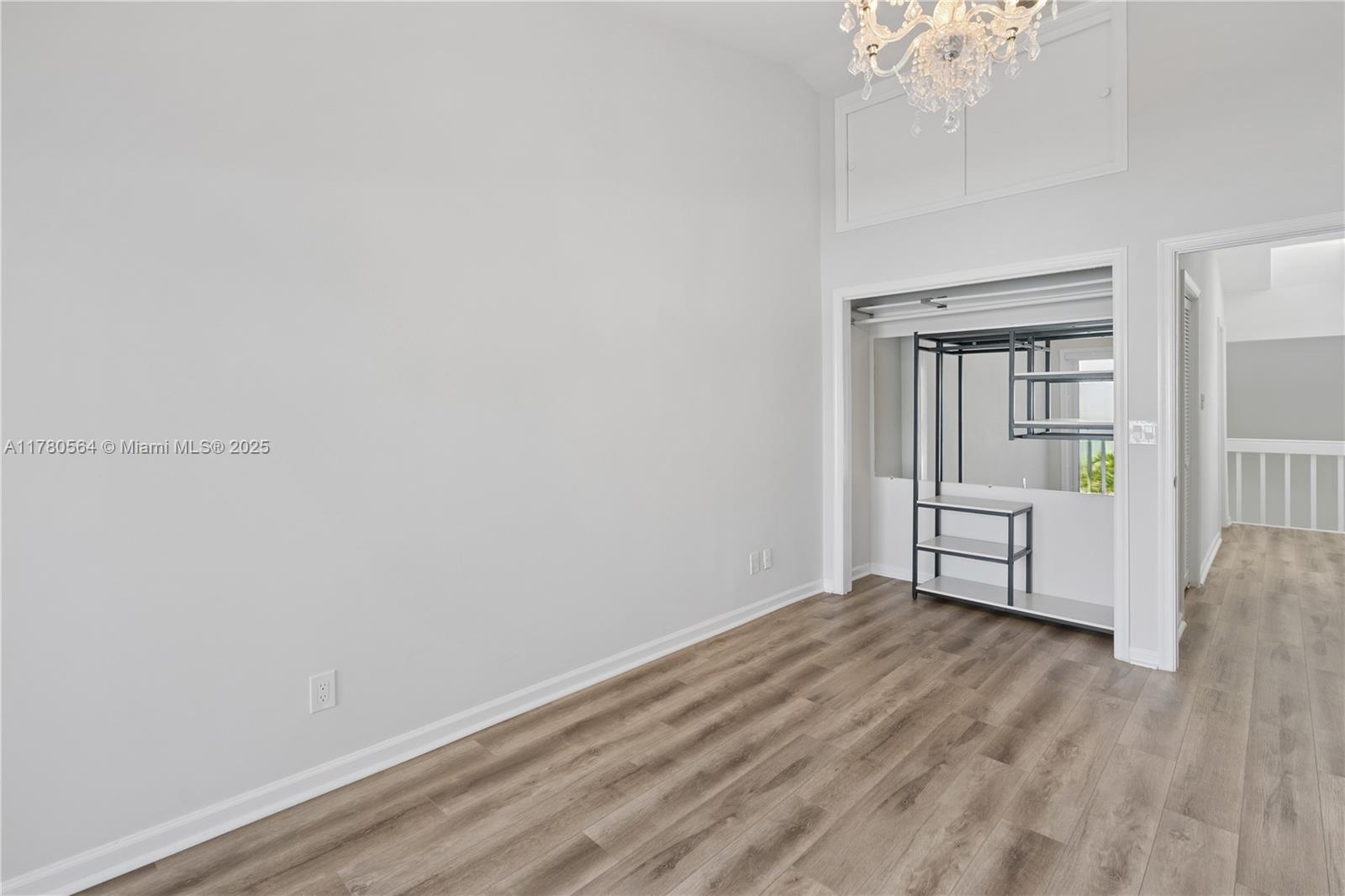 HARBOUR CLUB - Residential