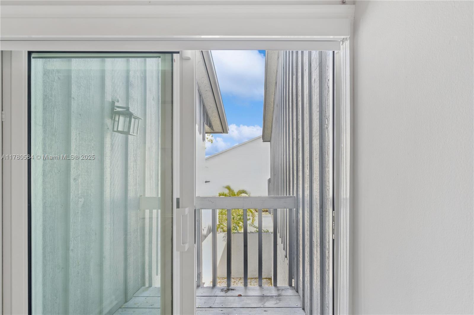 HARBOUR CLUB - Residential