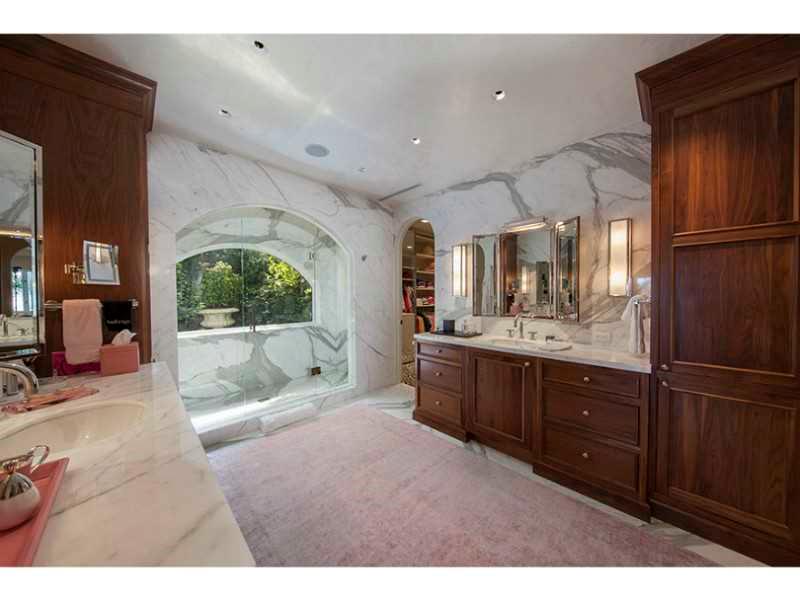 La Gorce Island - Residential