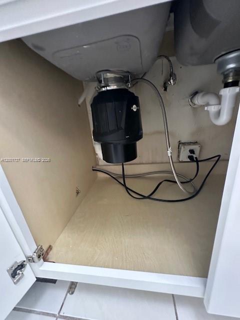 COUNTRY GARDENS CONDO - Residential Lease