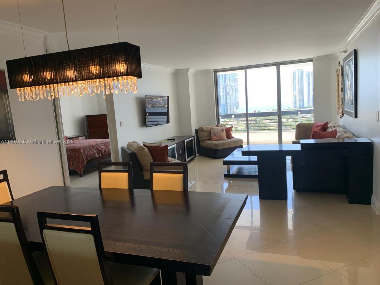 19101 NE 36th Ct 2109