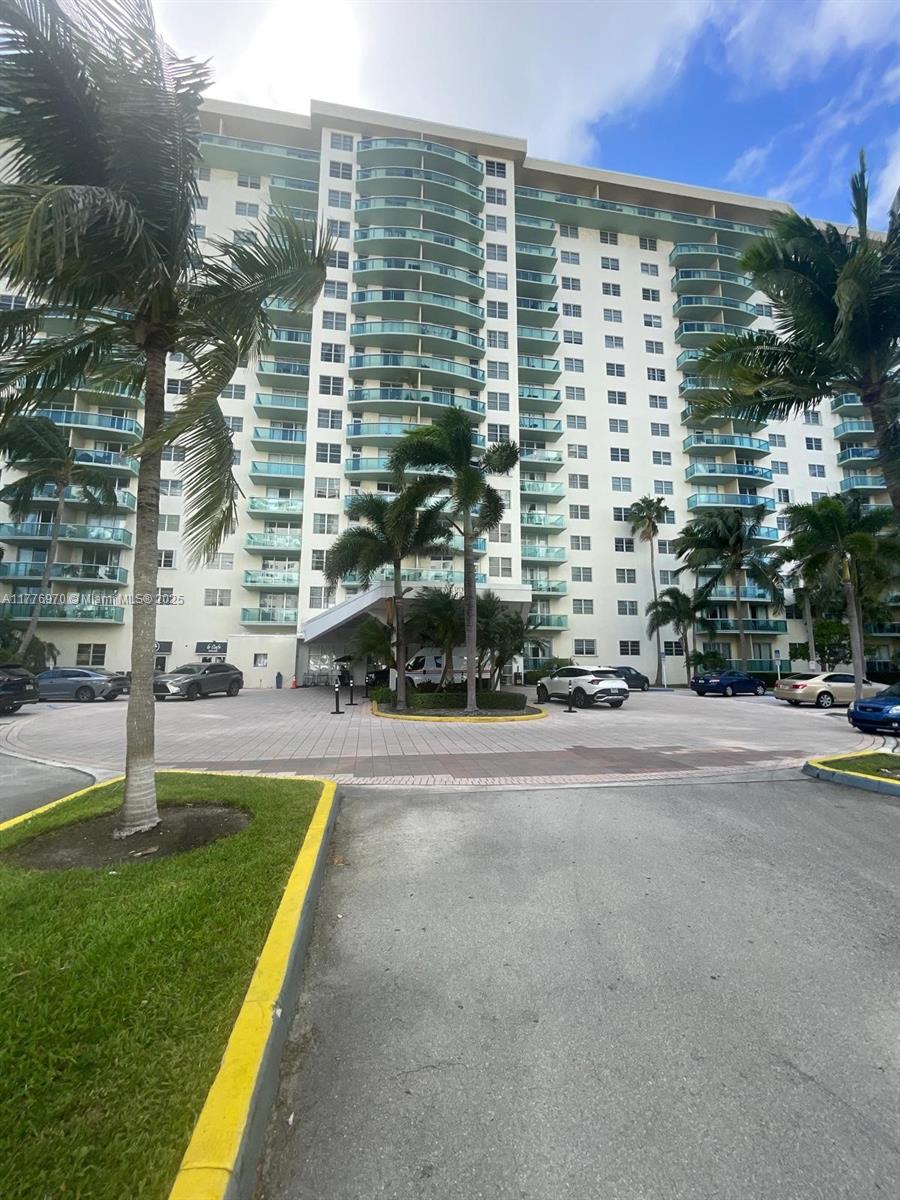 Property for Sale at 19390 Collins Ave 123, Sunny Isles Beach, Miami-Dade County, Florida - Bedrooms: 1 
Bathrooms: 2  - $340,000