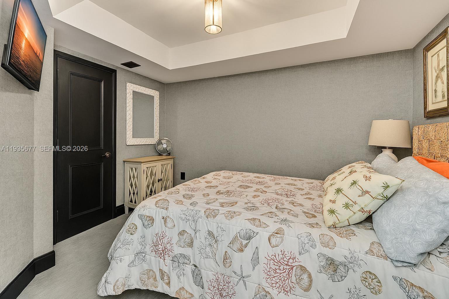 VENETIA CONDO - Residential