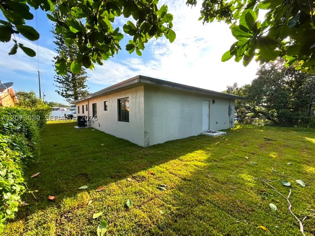 2950 NW 93 ST