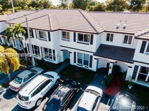 8525 SW 152nd Ave 282 Miami FL 33193