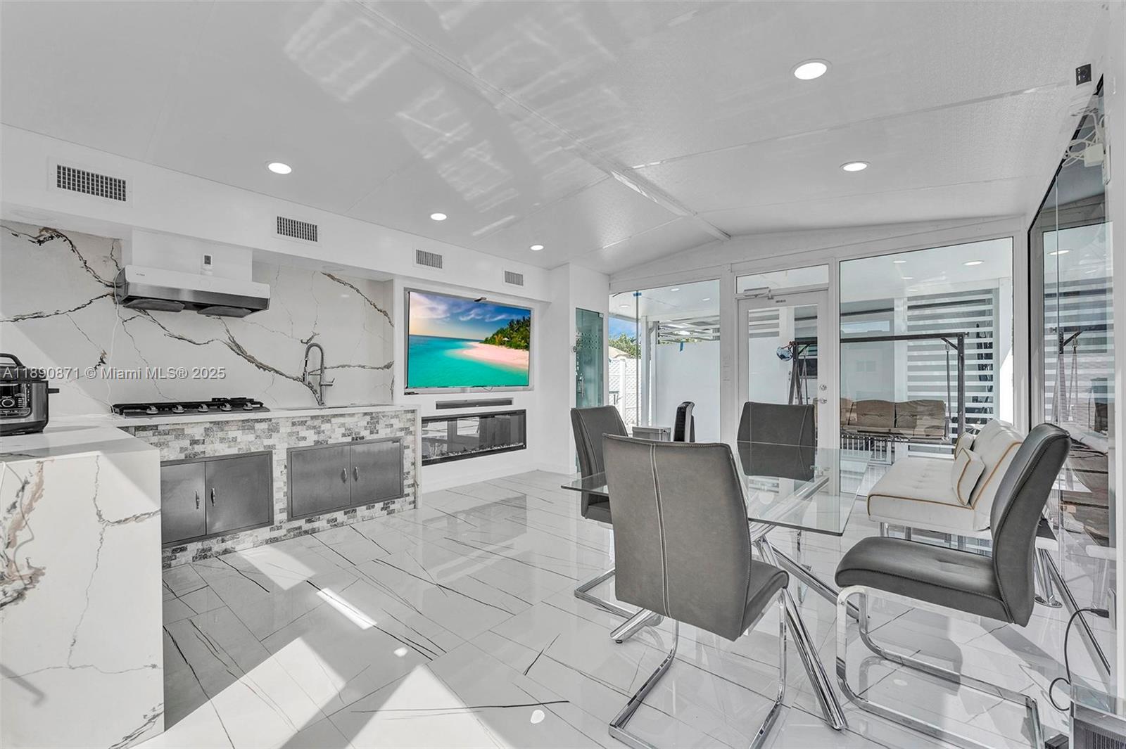 CORAL TERR SEC 1 - Residential