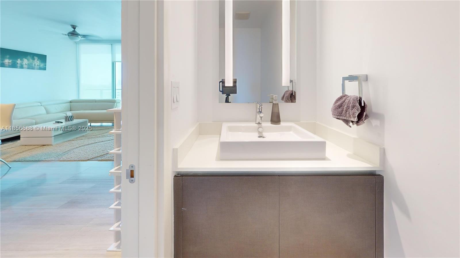 ECHO BRICKELL CONDO - Residential Lease