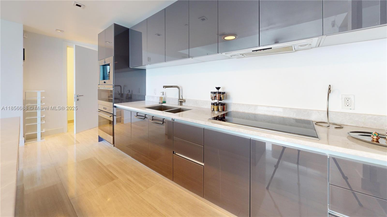 ECHO BRICKELL CONDO - Residential Lease