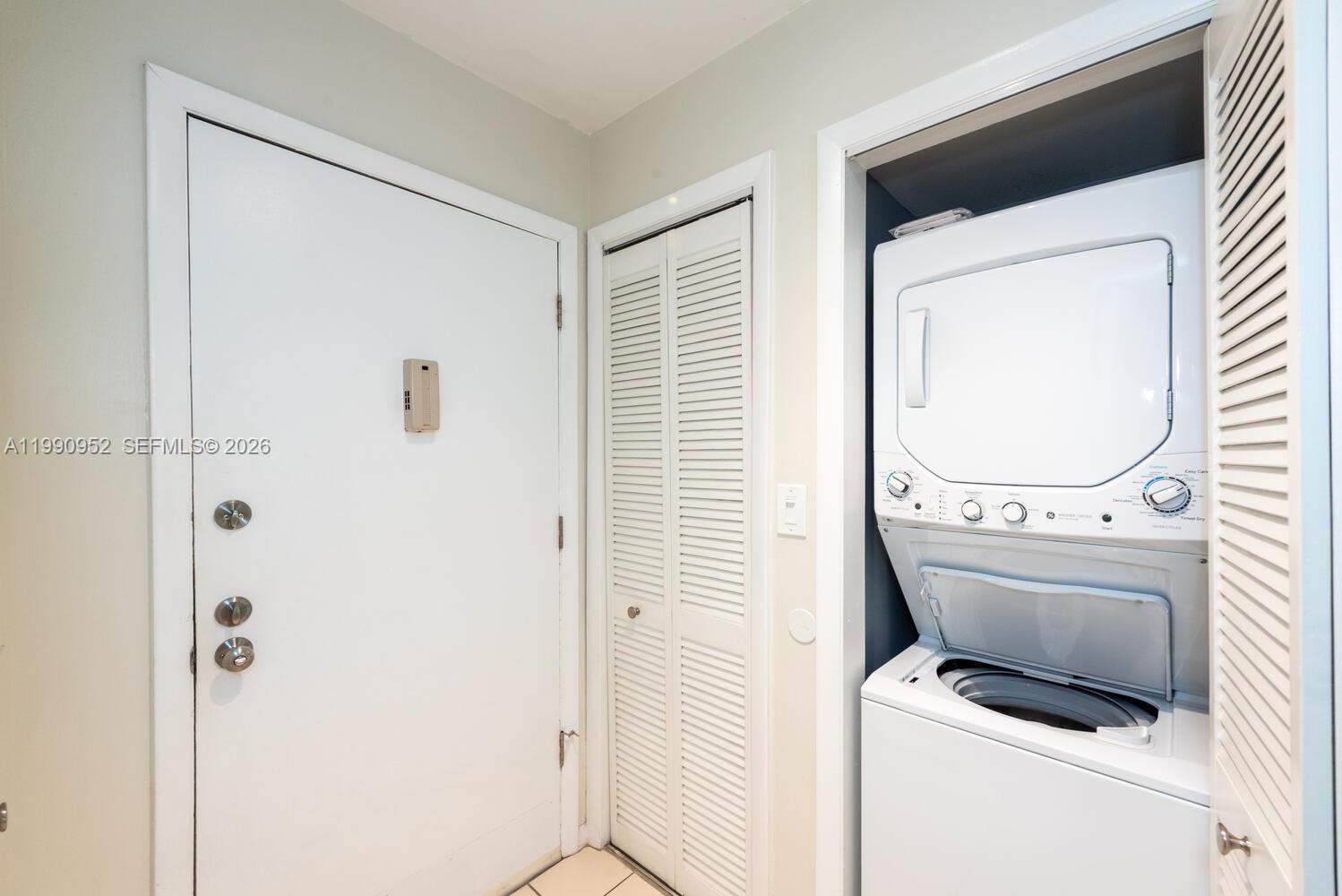 ALCA CONDO - Residential