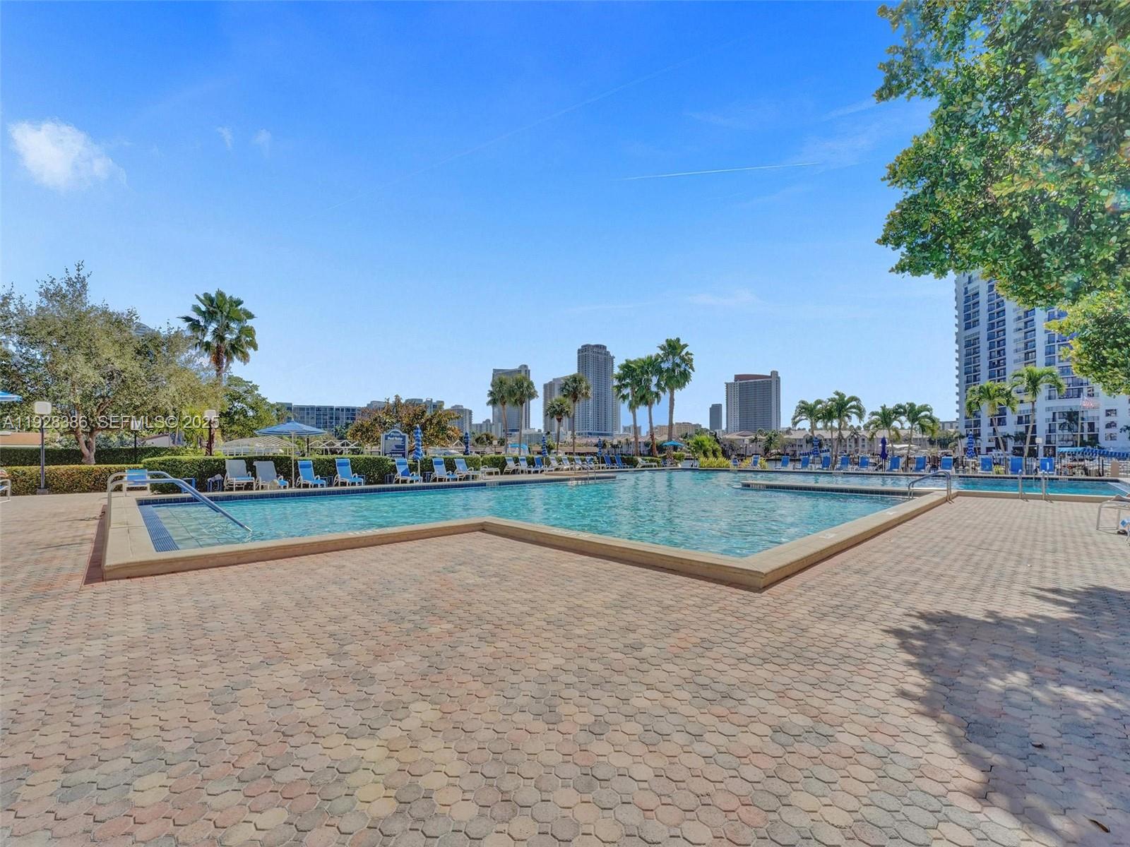 OLYMPUS CONDO PHASE - Residential