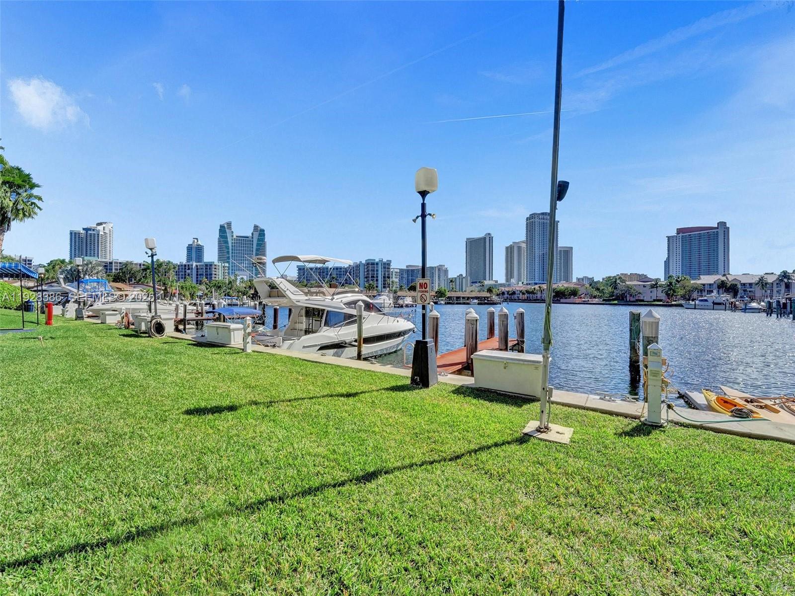 OLYMPUS CONDO PHASE - Residential