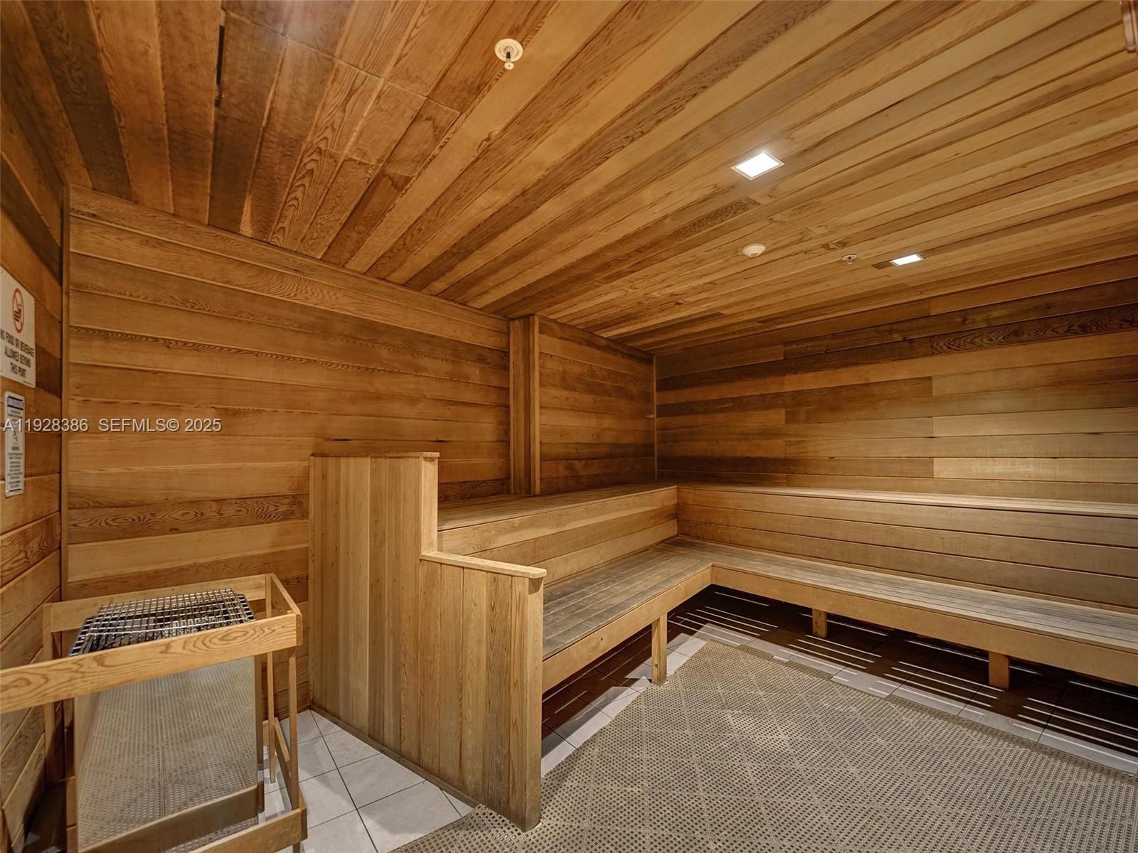 OLYMPUS CONDO PHASE - Residential