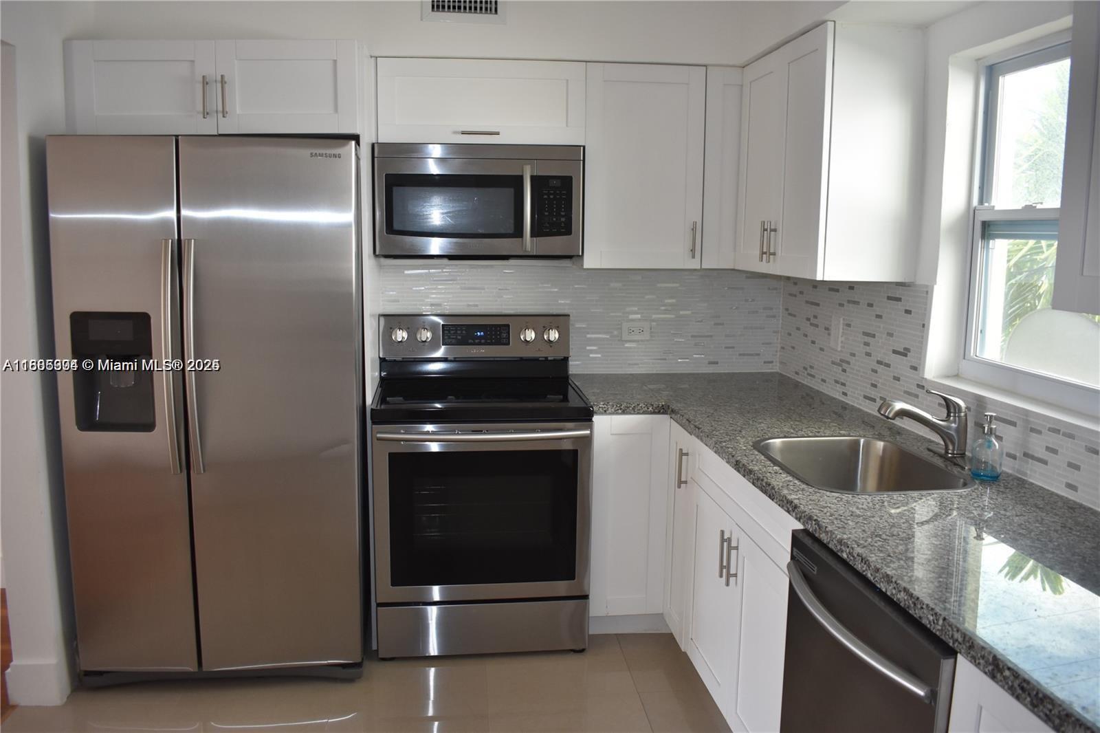 BAY HARBOR ISLAND - Residential Lease