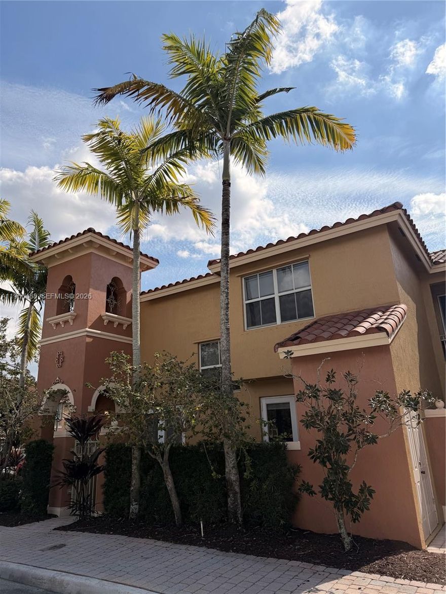 Ideally situated in the heart of Pembroke Pines, this home is just steps away from The Shops at Pembroke Gardens for premier dining and shopping. Commuters will love the immediate access to I-75. A perfect blend of comfort and convenience