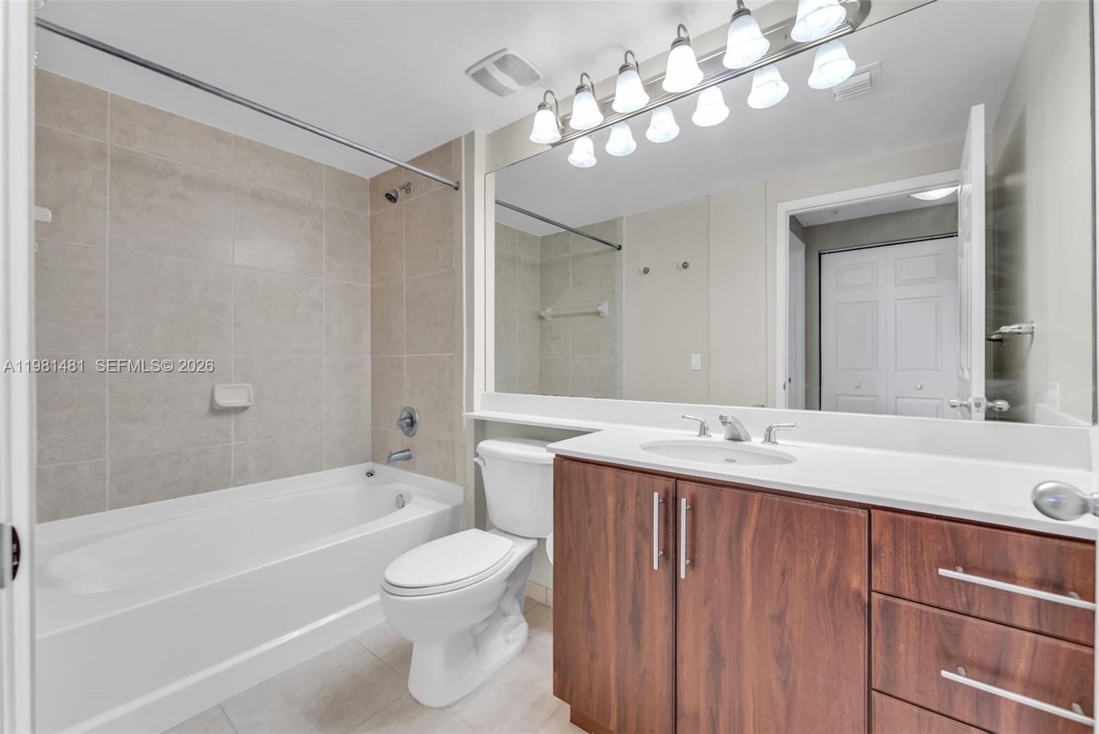 LAUDERDALE ONE CONDO - Residential