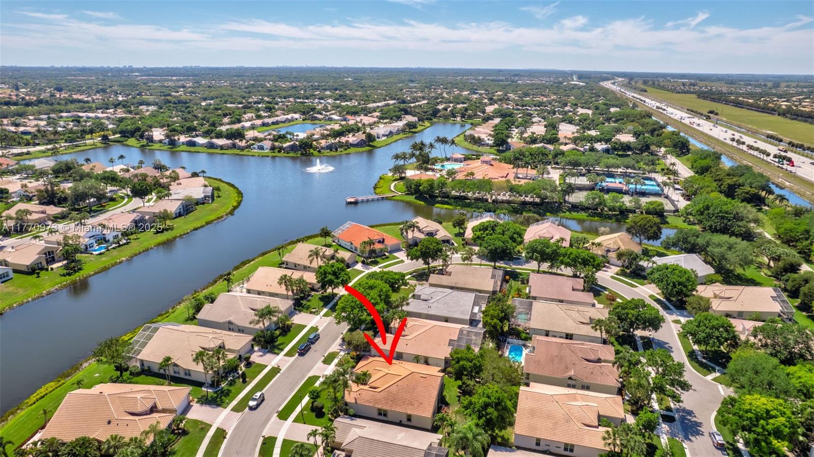 VALENCIA LAKES 1 - Residential