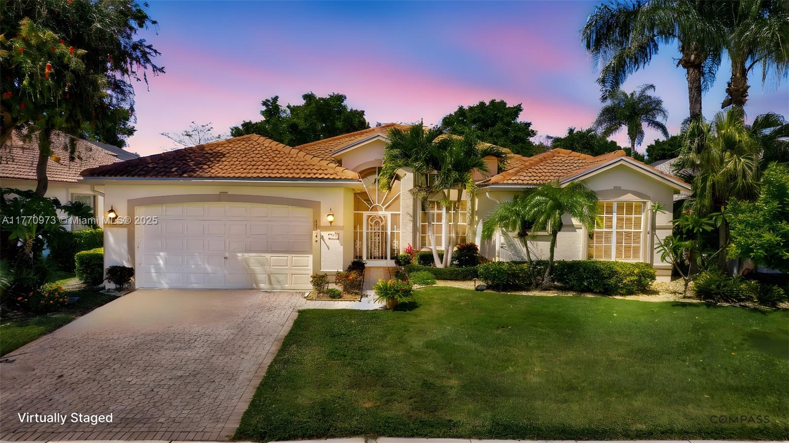 VALENCIA LAKES 1 - Residential