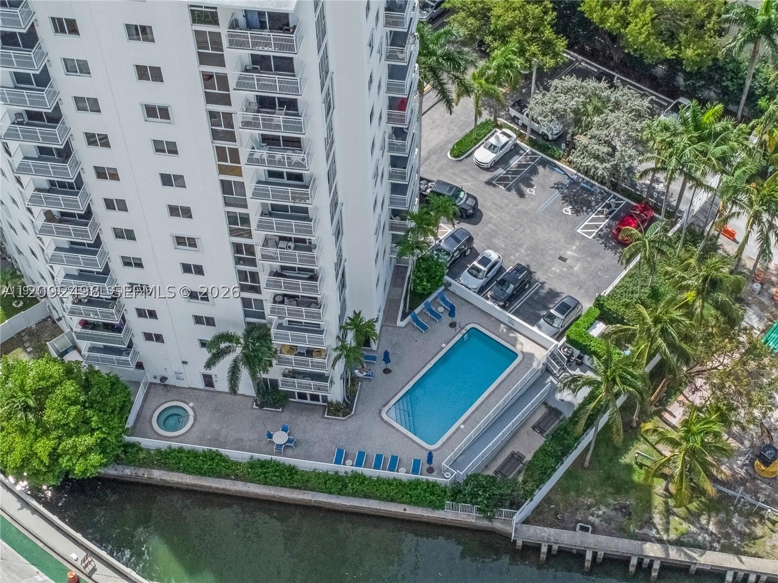 1688 West Ave 408