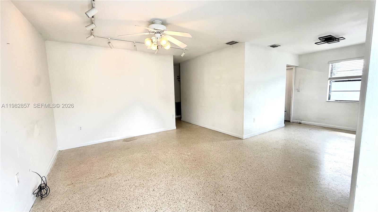 4TH AVENUE EXTENSION TO H - Residential