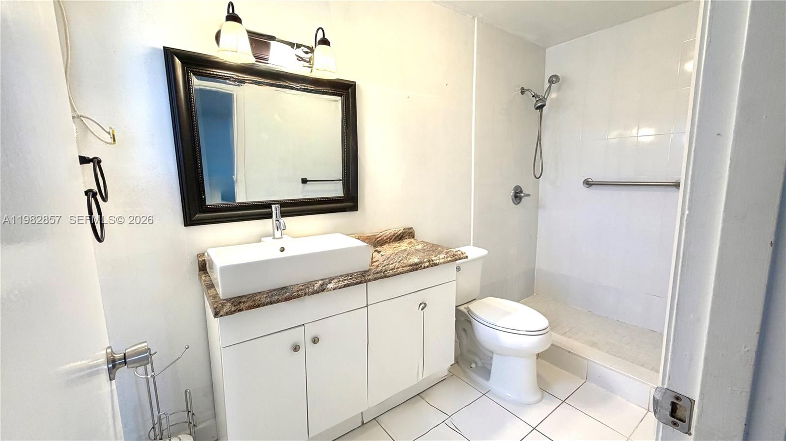 4TH AVENUE EXTENSION TO H - Residential