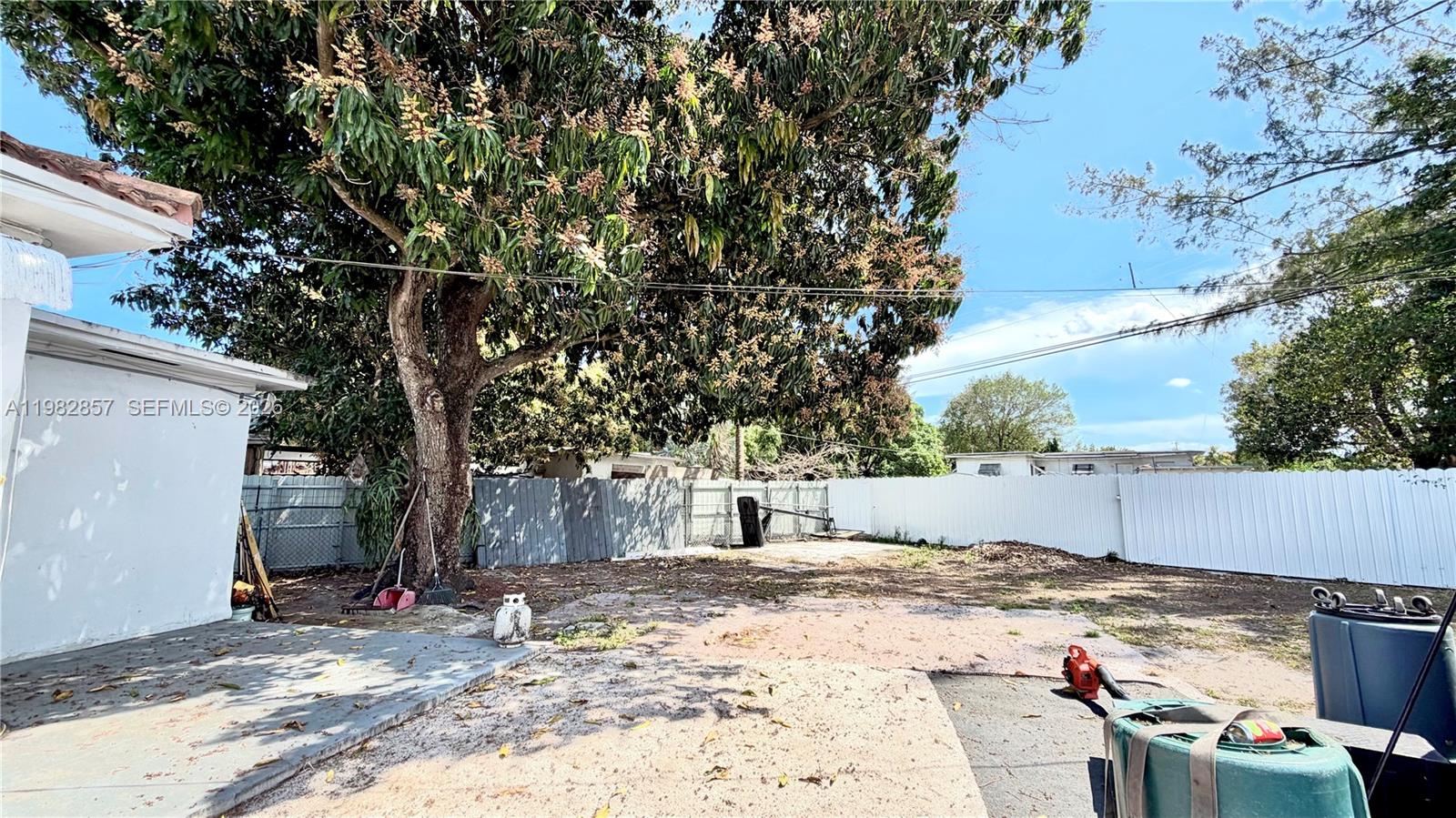 4TH AVENUE EXTENSION TO H - Residential