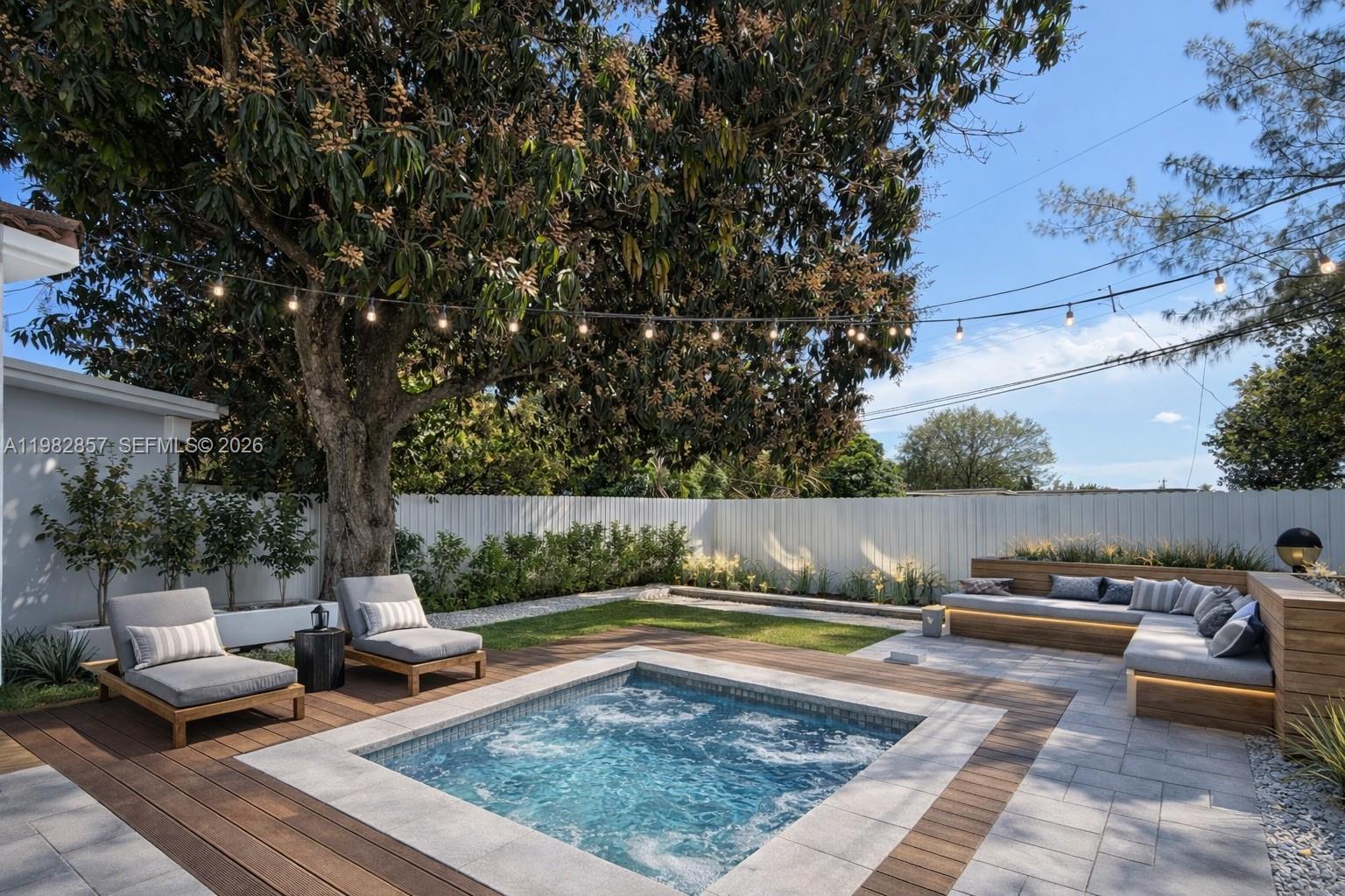 4TH AVENUE EXTENSION TO H - Residential