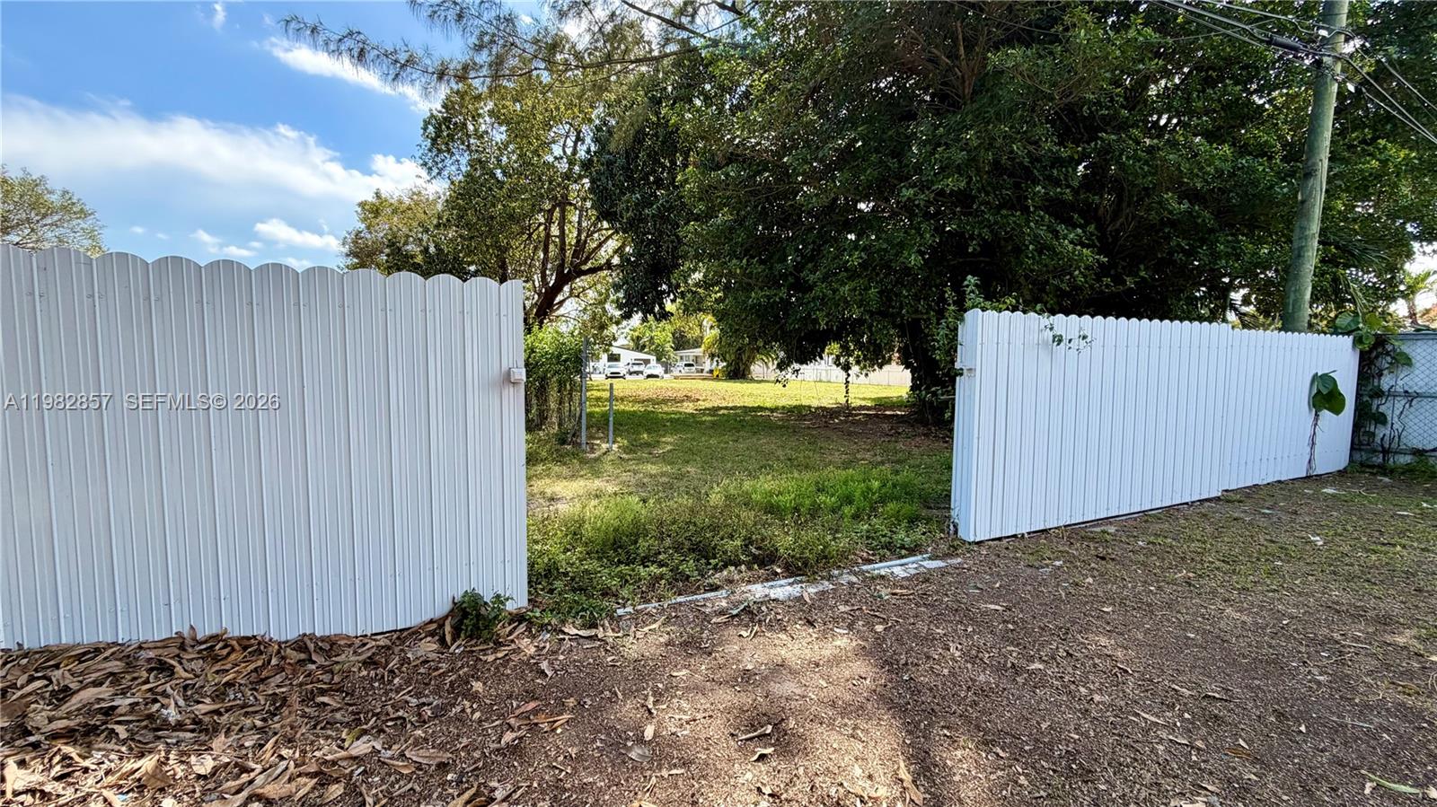 4TH AVENUE EXTENSION TO H - Residential