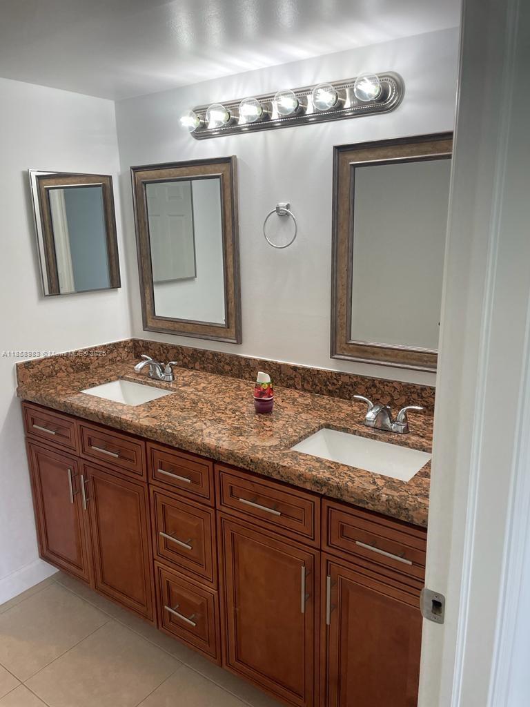 KENSINGTON WALK CONDO - Residential Lease