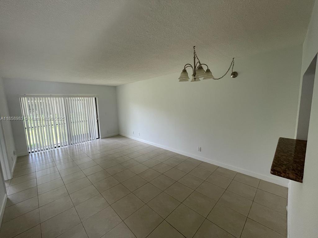 KENSINGTON WALK CONDO - Residential Lease