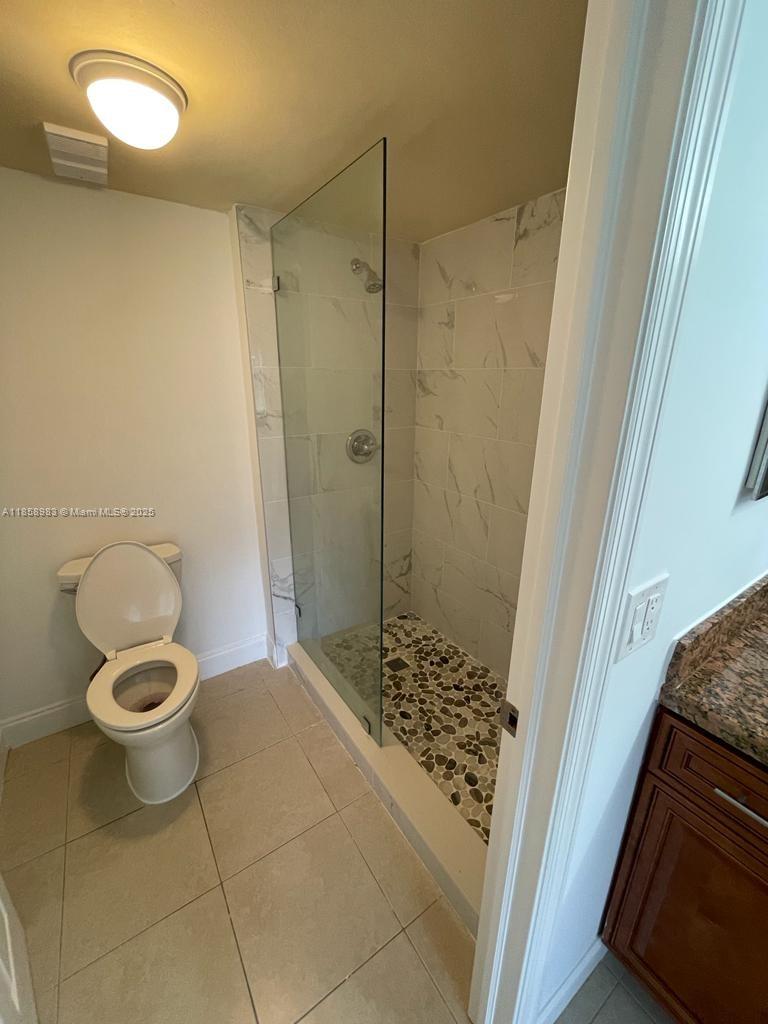 KENSINGTON WALK CONDO - Residential Lease