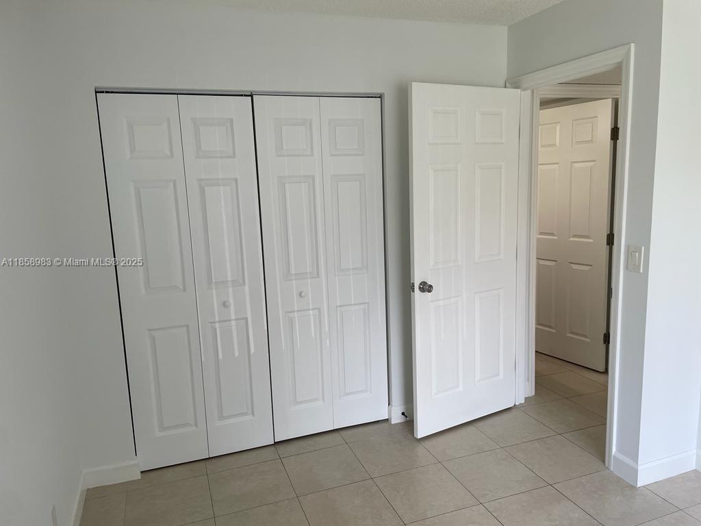 KENSINGTON WALK CONDO - Residential Lease