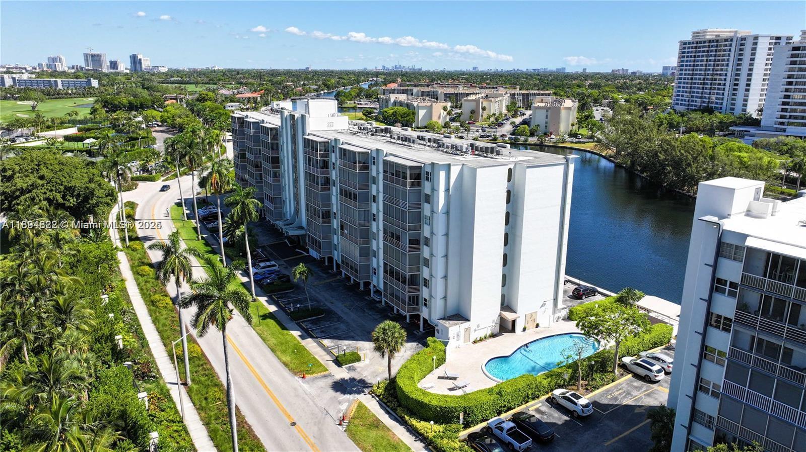 FAIRWAYS RIVIERA NORTH CO - Residential