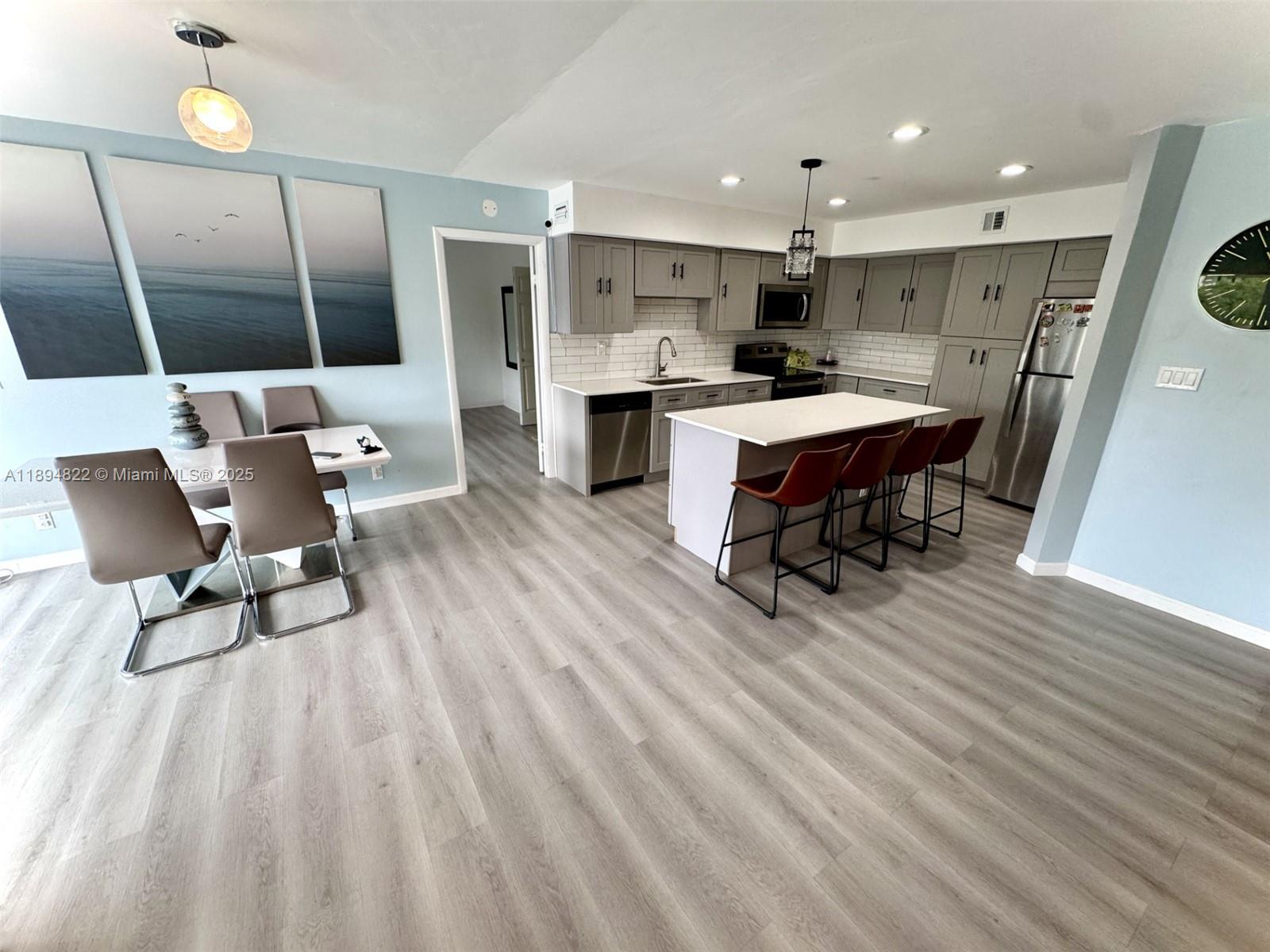 FAIRWAYS RIVIERA NORTH CO - Residential