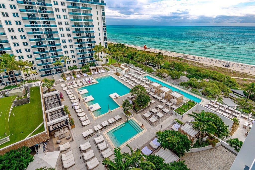 2301 Collins Ave 1115